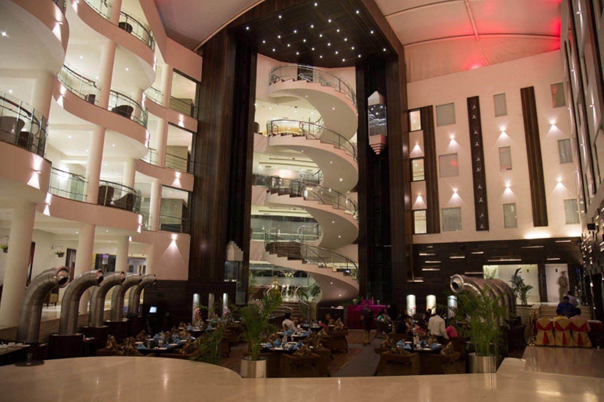 Regenta Central Harimangala Bharuch Exterior foto