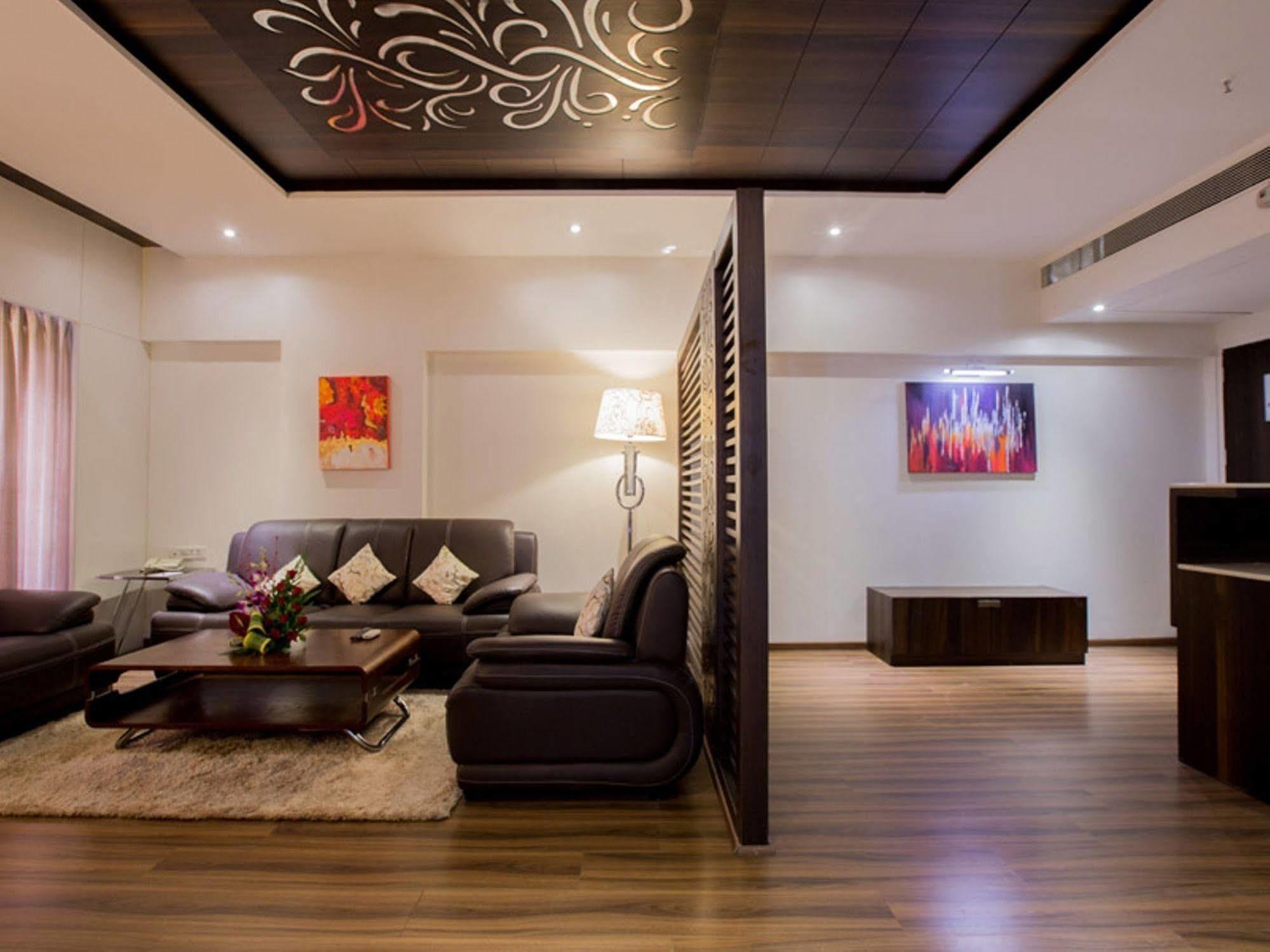 Regenta Central Harimangala Bharuch Exterior foto